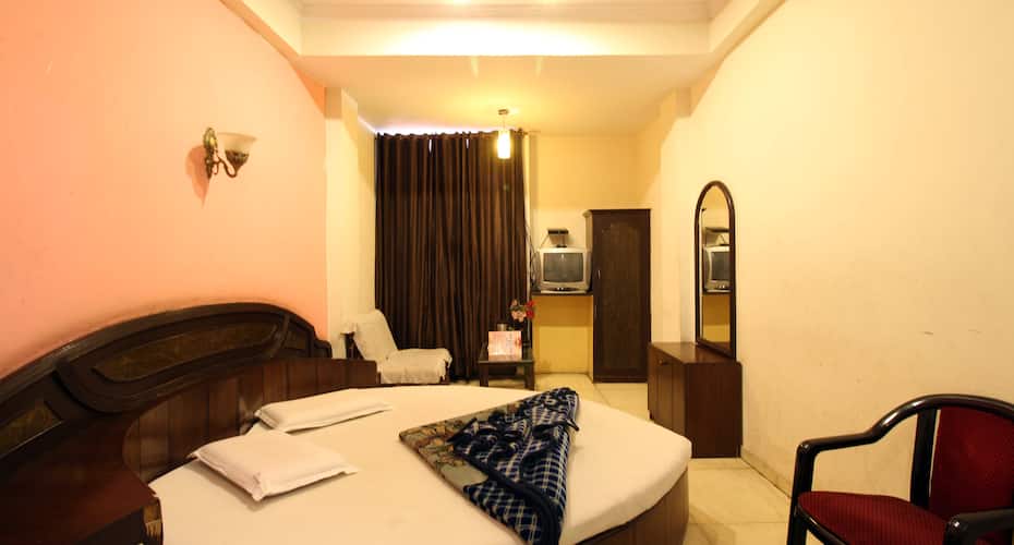 TG Rooms Paharganj 3, New Delhi 1